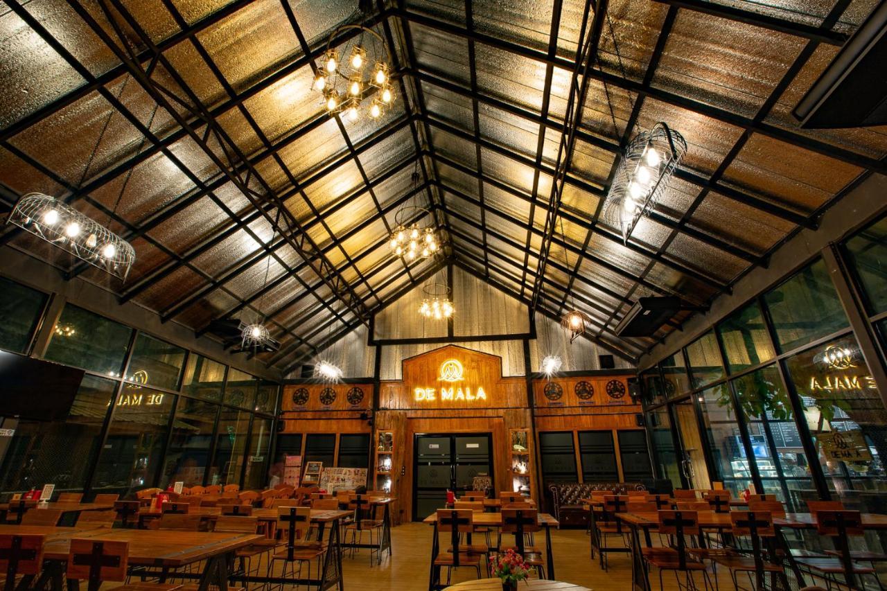 De Mala Hotell Sukhothai Exteriör bild