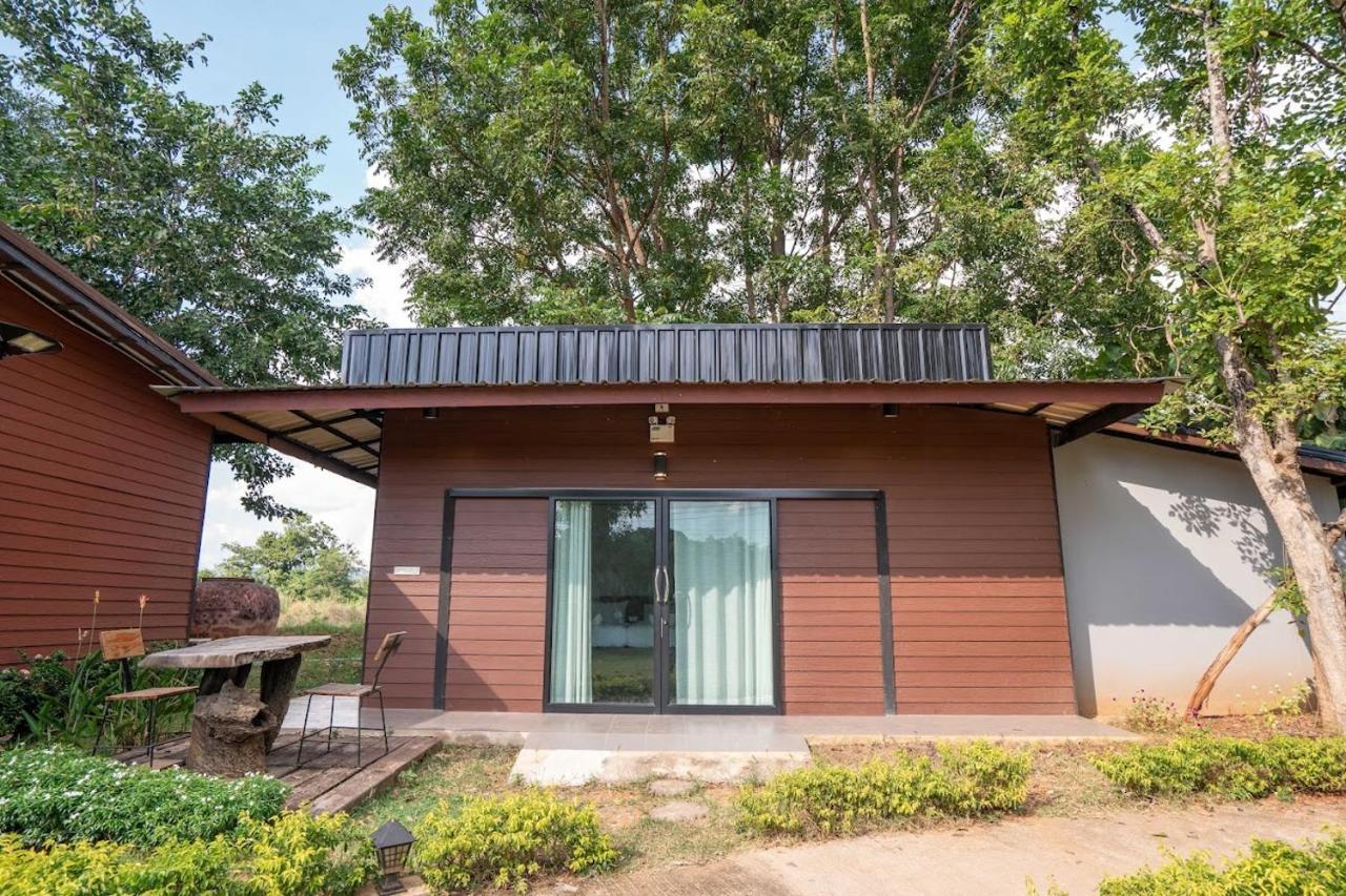 De Mala Hotell Sukhothai Exteriör bild